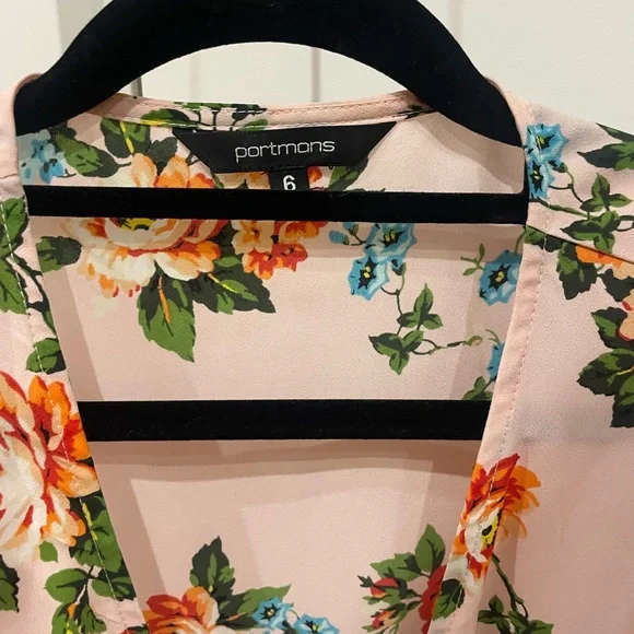 Portmans Size 6 Floral Wrap Dress - Picture 3 of 3